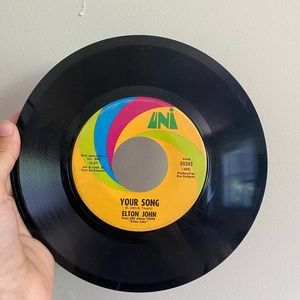 Vintage Accents - ELTON JOHN RECORD Vintage Accents - ELTON JOHN RECORD